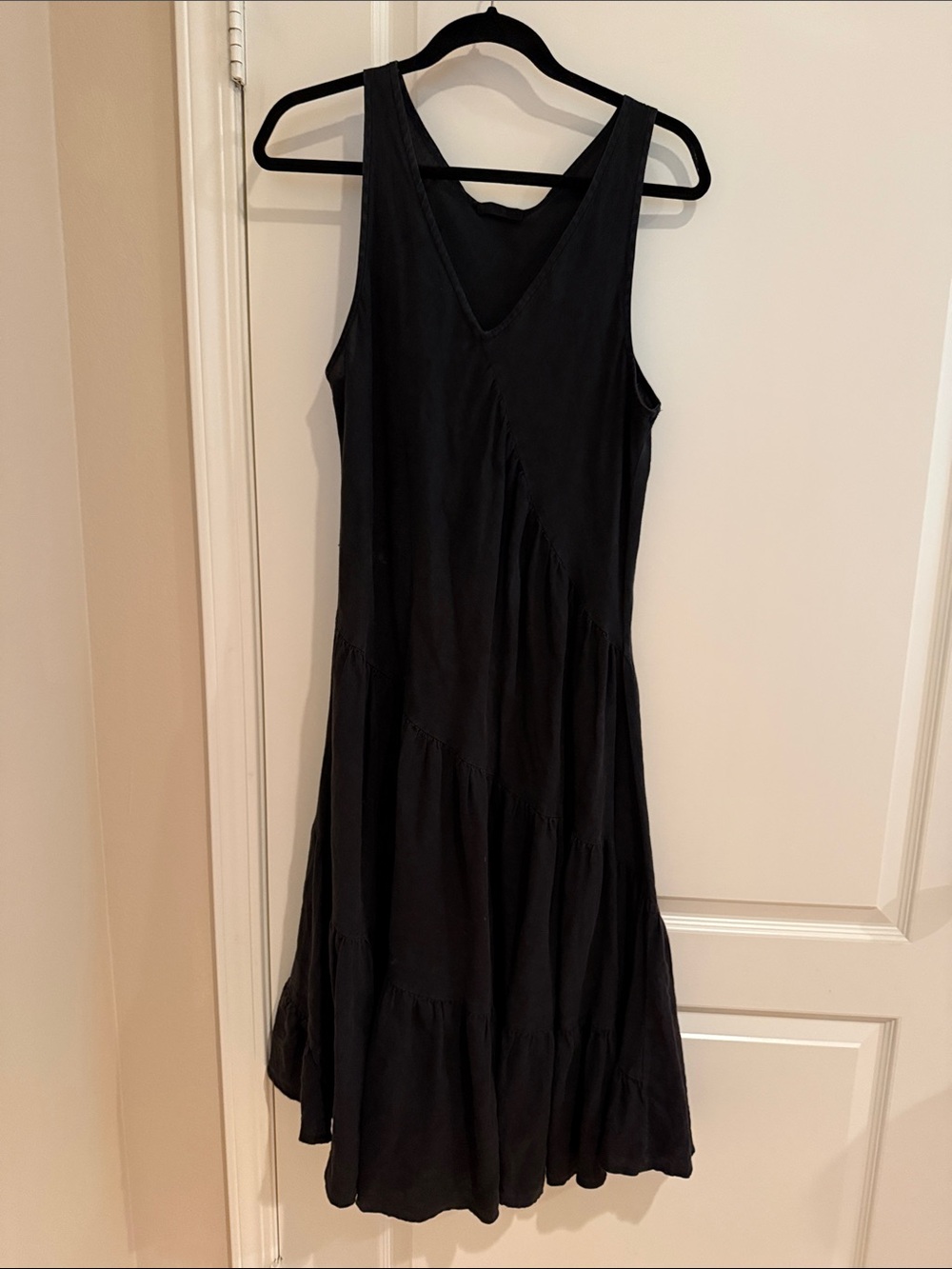 CP Shades Black Sleeveless V-Neck Tiered Maxi Dress